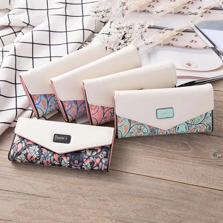 Women's Clutch Wallets
